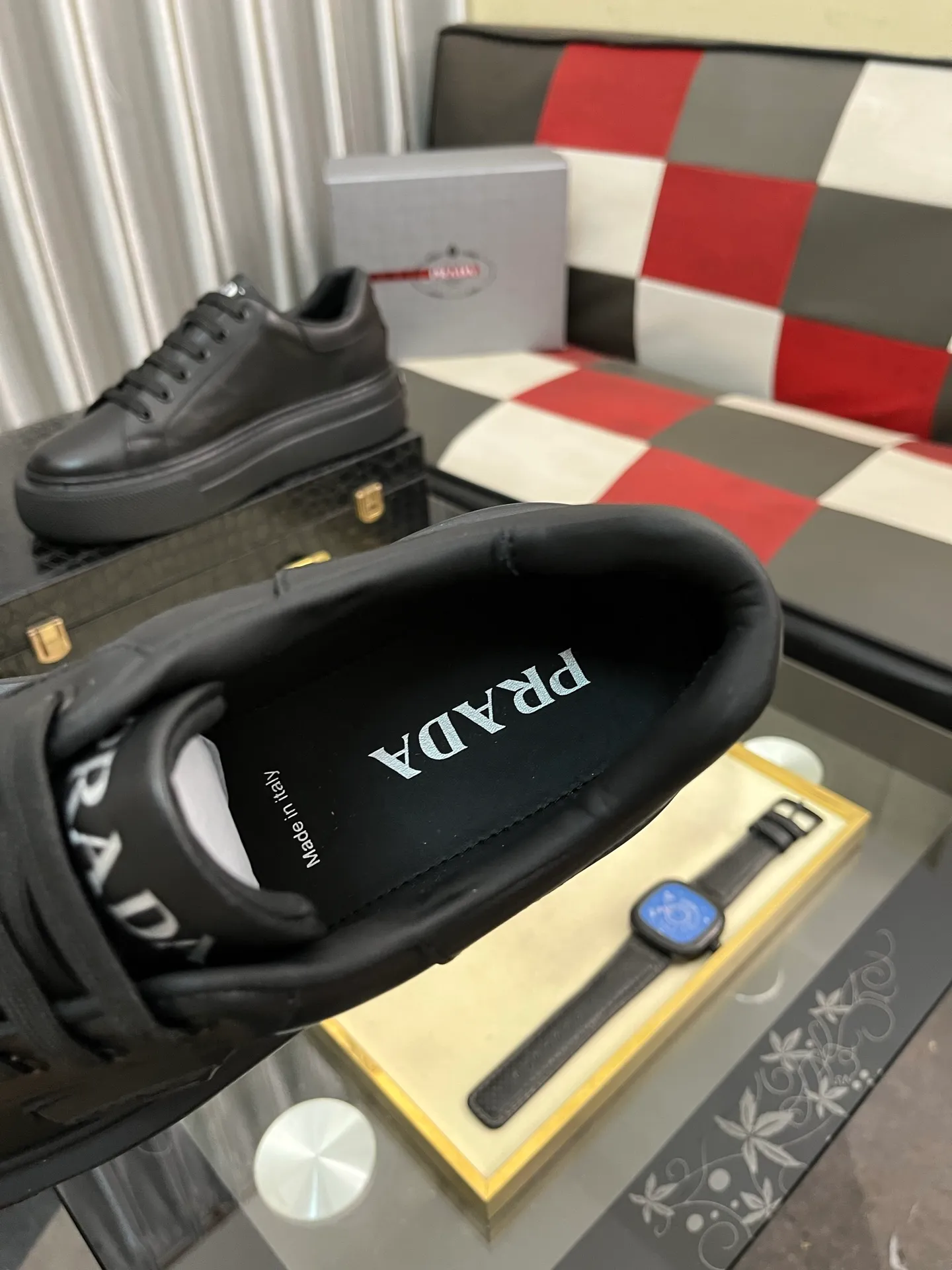 Men's shoes 💰580⌚️⌚️【PRADA】Prada casual shoes, originally developed 1:1, made of high-mercerized cowhide with imported cowhide, silk sheepskin lining, rubber outsole, comfortable and soft on the foot, size: 38-444️⃣Colors available